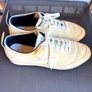 Rag & Bone Retro Runner 41 Casual Sneaker Antique White Suede